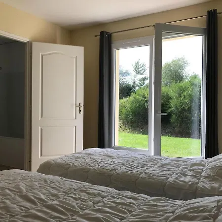 In With Pool & Golf Access Сasa de vacaciones